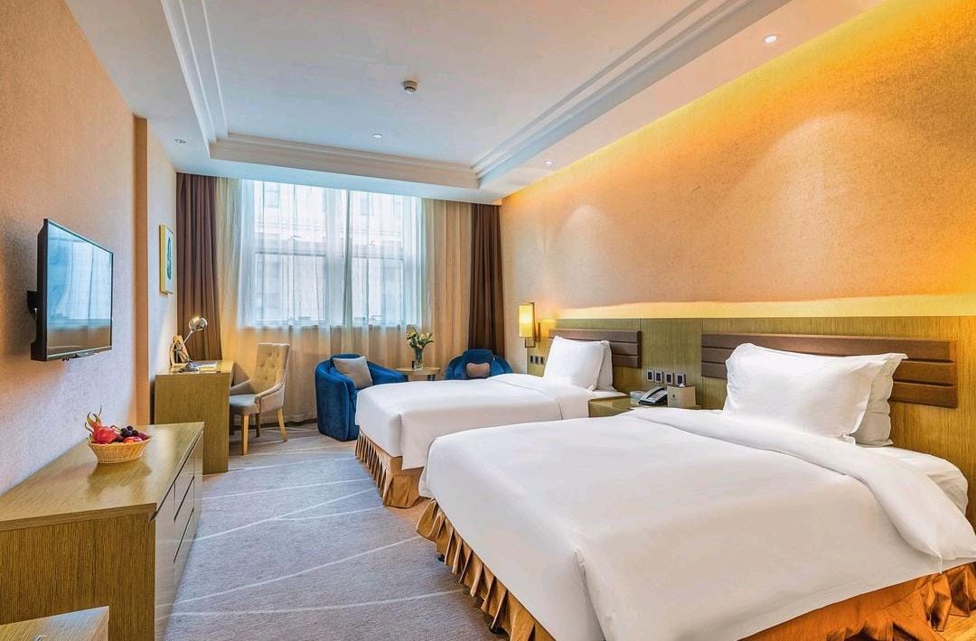 Business Series 4 Business Series - Image 4