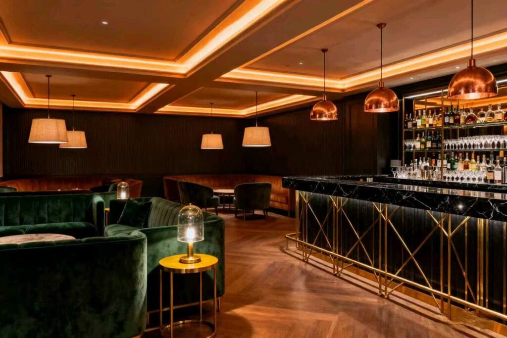 Hotel Furniture Design Guide:Colors, Materials,and Overall Style 1 Hotel Furniture Design -- Lobby Bar Dimmable Smart Lighting + Artistic Decorative Lamps