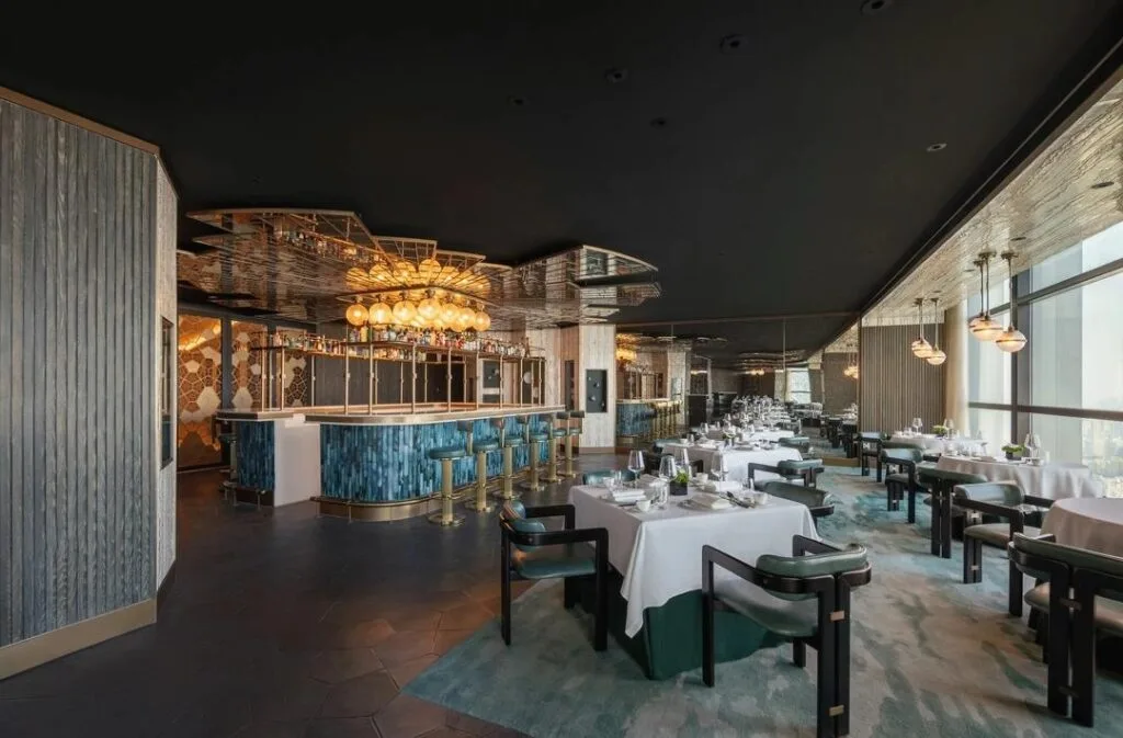 restaurant furniture display
