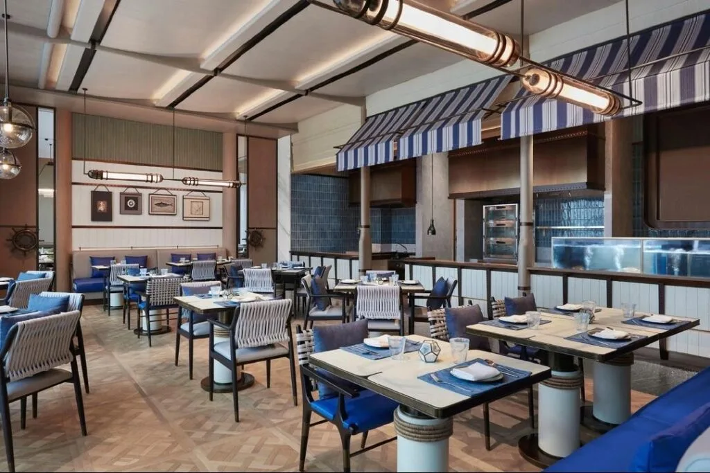 Restaurant Furniture Display
