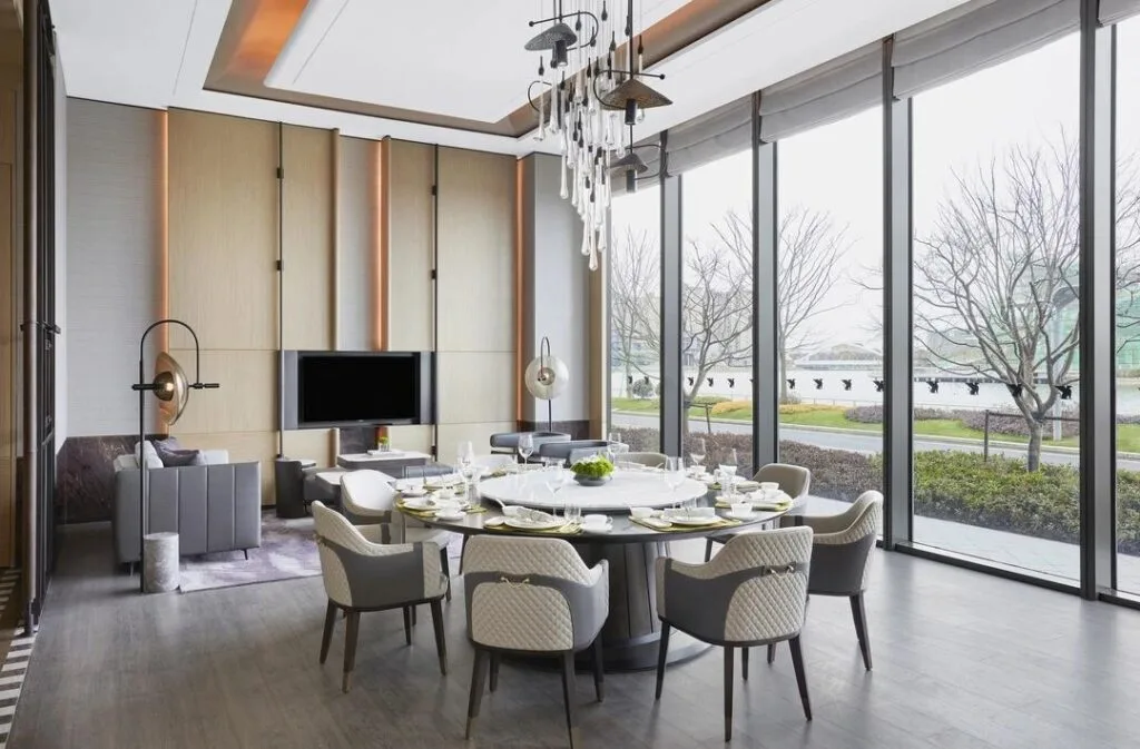 private dining room furniture display