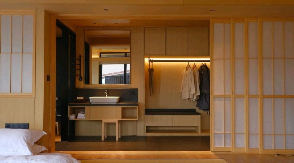 Guestroom Furniture 18 Guest room furniture display