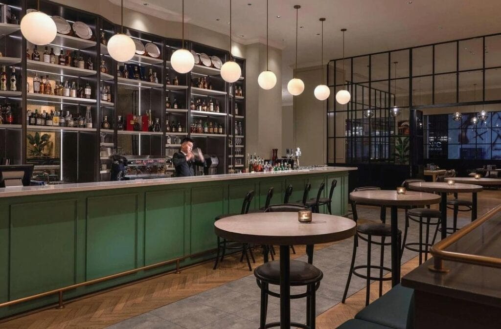 lobby-bar-design-showing-comfortable-lounge-seating