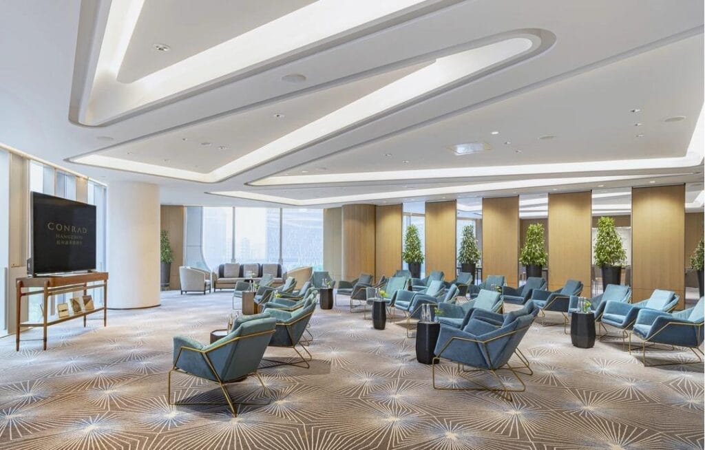 flexible-conference-room-design