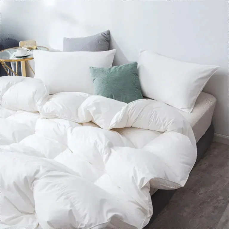 Hotel Duvets & Pillows: Make Guests Feel at Homeand Save Money 2 hotel-duvets-&-pillows-with-hypoallergenic-filling