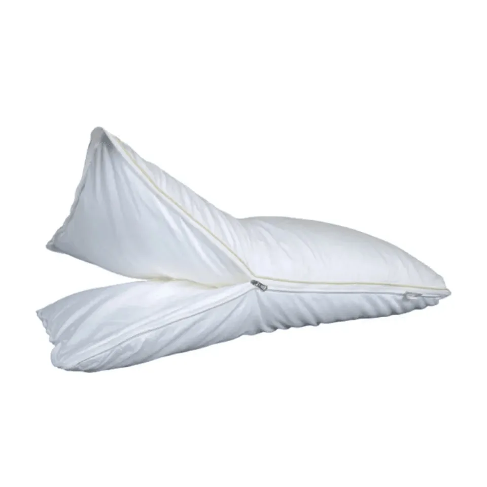 Hotel Duvets & Pillows: Make Guests Feel at Homeand Save Money 5 hotel-duvets-&-pillows-white-hotel-pillow-with-zipper