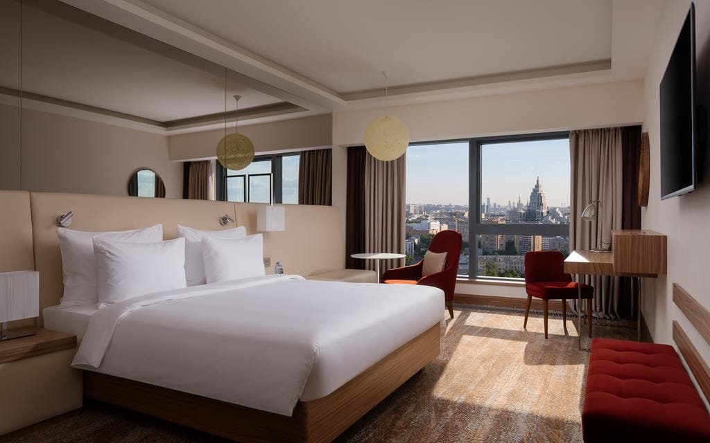 Custom Made 5 Star Modern Luxury Hotel Bedroom Furniture Set